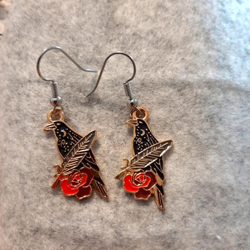Raven Rose Feather Earrings New